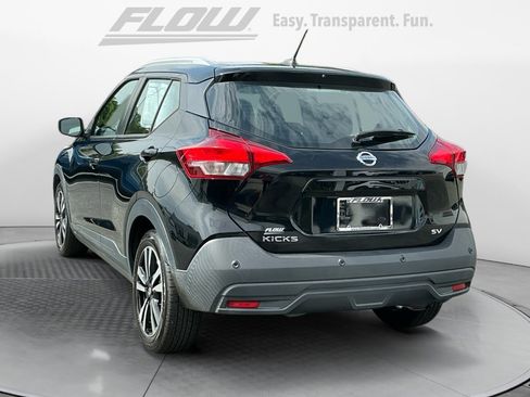 Used 2020 Nissan Kicks SV FWD image 6