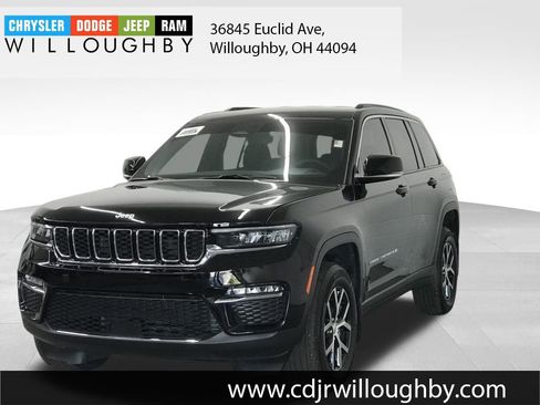 Used 2025 Jeep Grand Cherokee Limited image 1