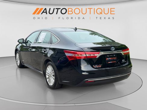 Used 2013 Toyota Avalon Limited FWD image 3