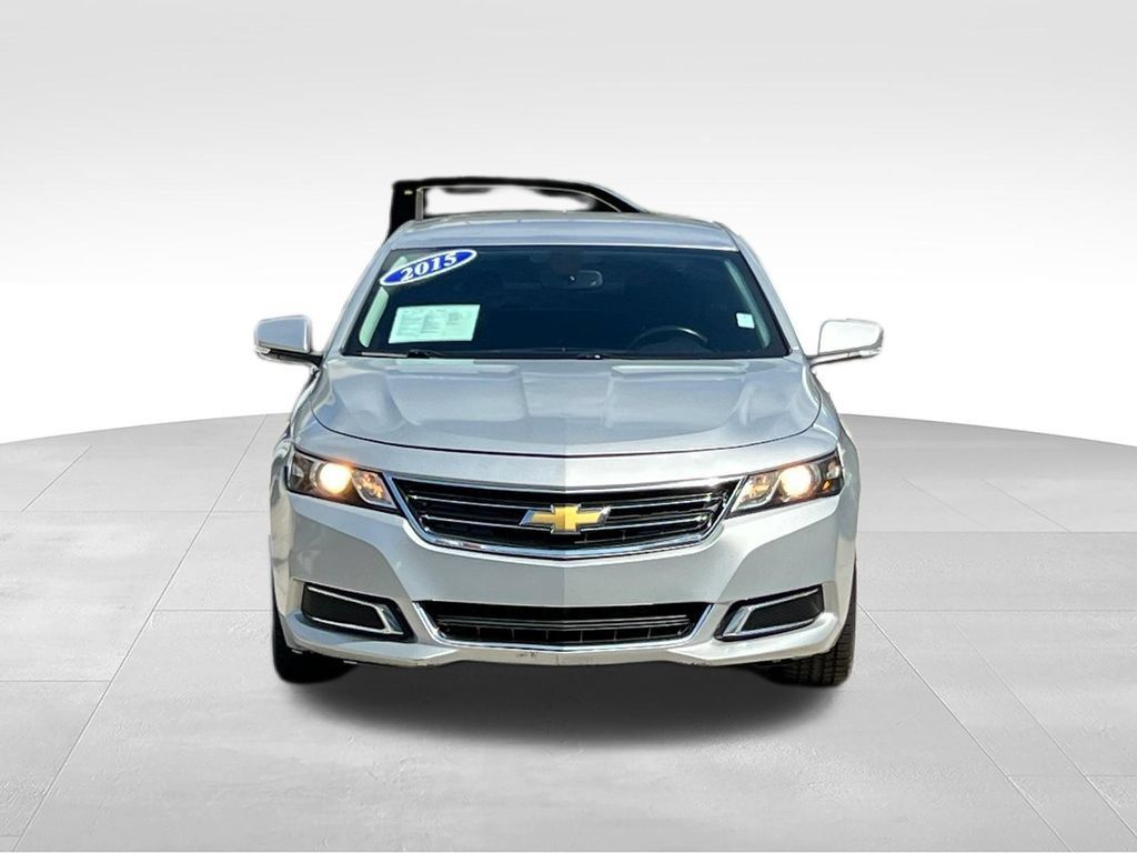 Used 2015 Chevrolet Impala LT w/ Convenience Package FWD image 2