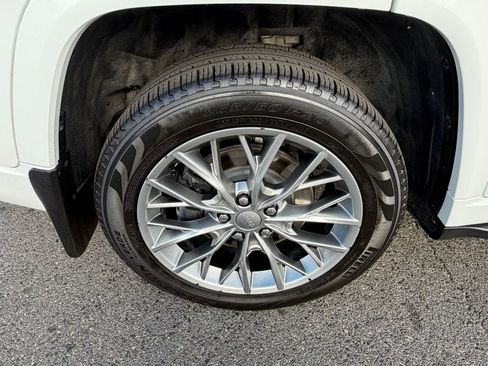 Certified 2024 Jeep Grand Cherokee L Summit w/ MOPAR Finishing Package image 14