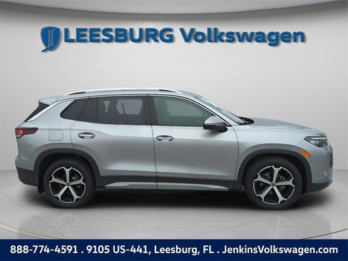 New 2026 Volkswagen Tiguan SE image 3