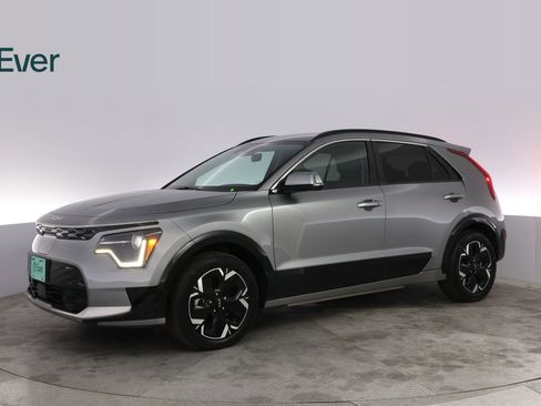 Used 2023 Kia Niro Wind FWD image 18