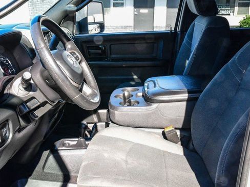 Used 2023 RAM 3500 Tradesman image 22