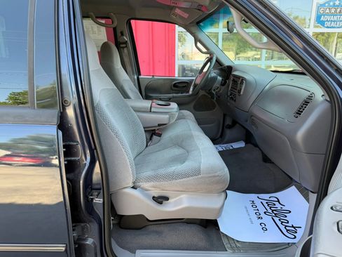 Used 2001 Ford F150 Lariat AWD/4WD image 15