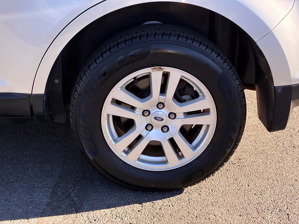 Used 2013 Ford Edge SE FWD image 45