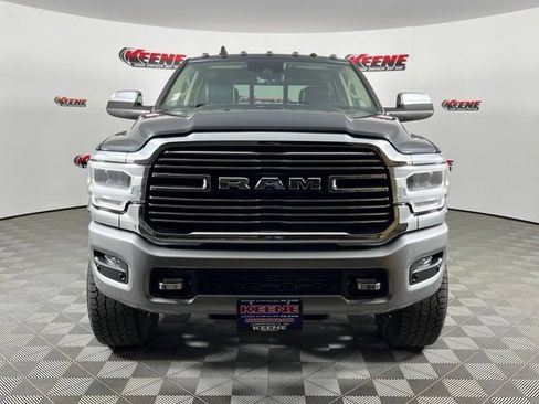Used 2022 RAM 3500 Laramie AWD/4WD image 4