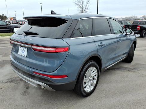 Used 2024 Lincoln Corsair AWD image 3