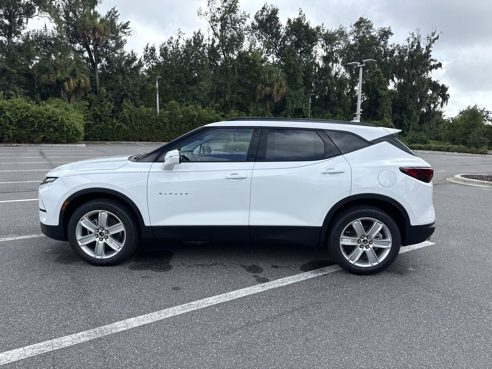 New 2026 Chevrolet Blazer LT w/ Sound & Technology Package FWD image 6