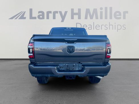 Used 2022 RAM 2500 Laramie w/ Night Edition image 4