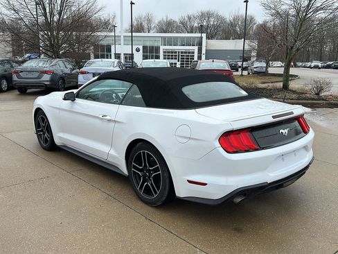 Used 2020 Ford Mustang Premium image 7