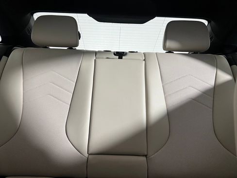 Used 2025 BMW M235i xDrive w/ Premium Package image 31