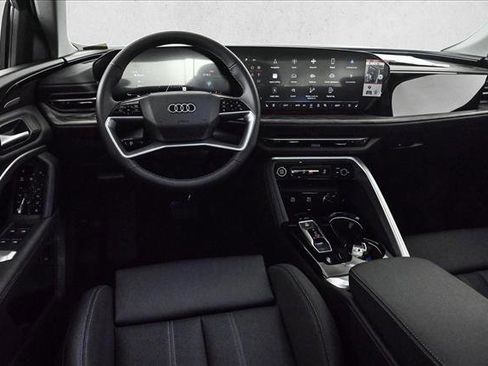 New 2025 Audi Q5 Premium Plus image 19