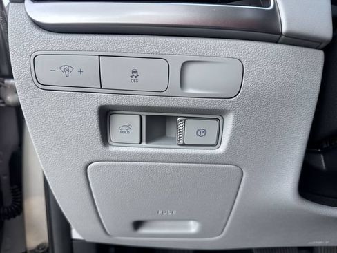 Used 2025 Hyundai Palisade SEL FWD image 28