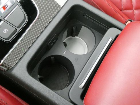 Used 2022 Audi SQ5 Prestige w/ Prestige Package image 22