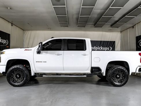 Used 2025 Chevrolet Silverado 2500 LT AWD/4WD image 12