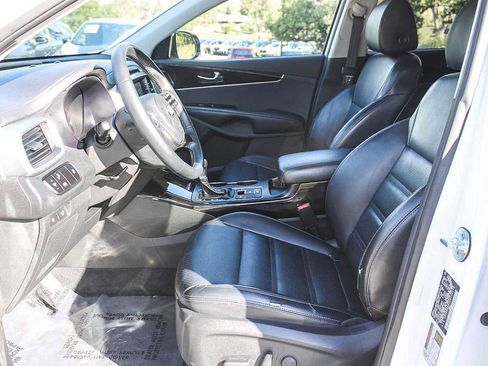 Used 2019 Kia Sorento EX FWD image 14