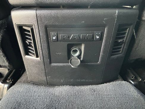 Used 2015 RAM 3500 Laramie w/ Convenience Group AWD/4WD image 20