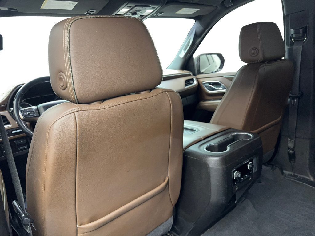Used 2021 Chevrolet Tahoe High Country w/ Premium Package RWD image 37