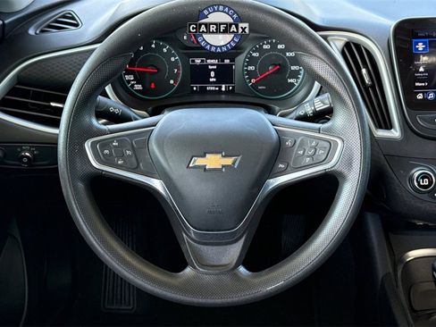 Used 2022 Chevrolet Malibu LT image 21
