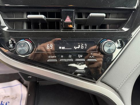 Used 2024 Toyota Camry LE image 18