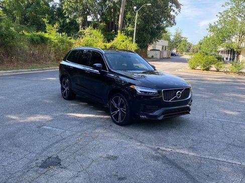 Used 2019 Volvo XC90 T5 R-Design w/ Protection Package Premier FWD image 3