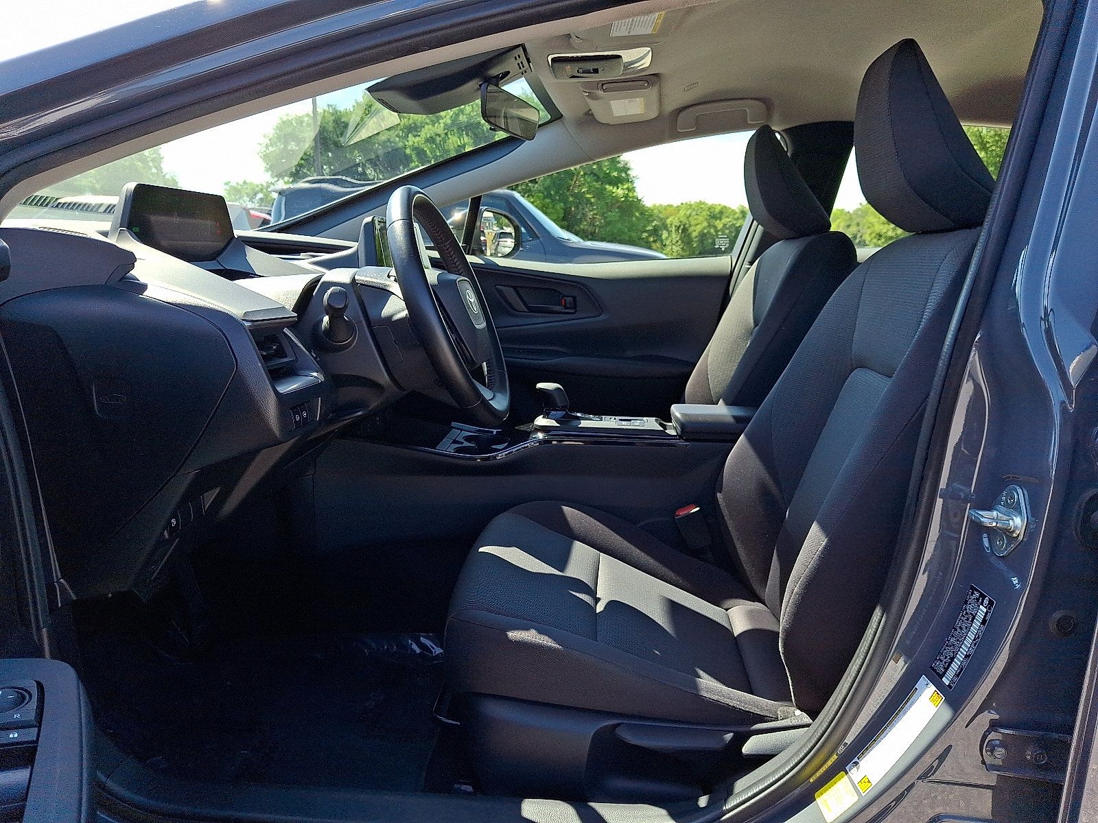 Used 2024 Toyota Prius LE FWD image 13