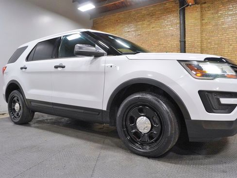Used 2017 Ford Explorer 4WD Police Interceptor image 8