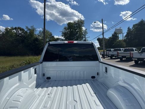 New 2026 Ford F350 Lariat w/ Chrome Package image 21