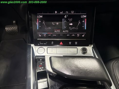 Used 2019 Audi e-tron Premium Plus AWD/4WD image 31