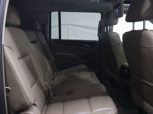 Used 2019 GMC Yukon XL SLT w/ Open Road Package image 12