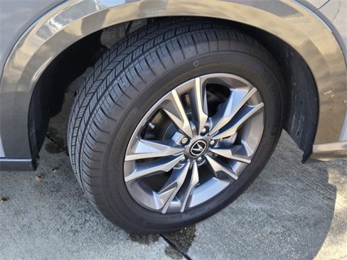 Certified 2025 Acura ADX Base image 6