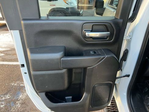 Used 2020 Chevrolet Silverado 2500 LT w/ Convenience Package image 14
