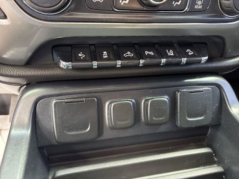 Used 2016 Chevrolet Silverado 2500 LTZ w/ Custom Sport Edition AWD/4WD image 29