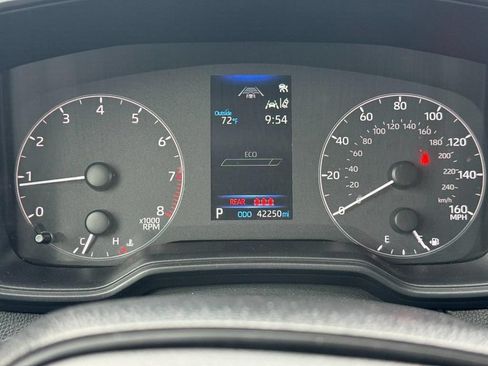 Used 2024 Toyota Corolla LE FWD image 22