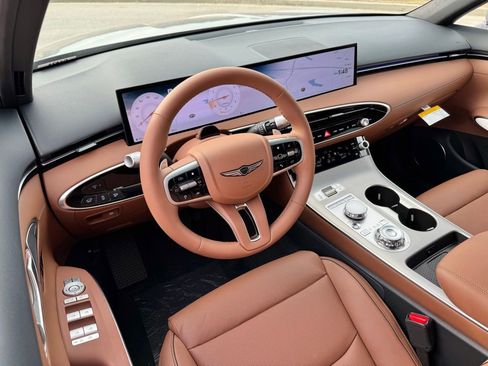 New 2026 Genesis GV70 2.5T Advanced image 2