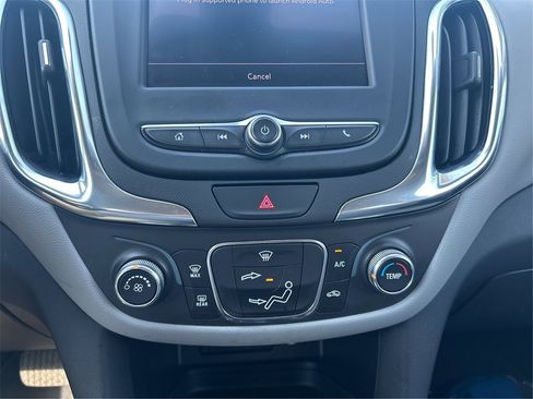 Used 2021 Chevrolet Equinox LT image 29