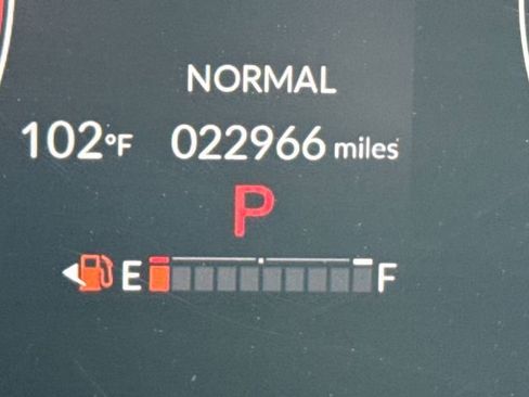 Used 2025 Honda HR-V LX image 21