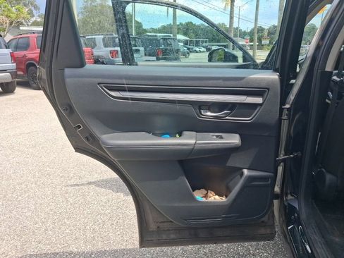 Used 2023 Honda CR-V LX image 22