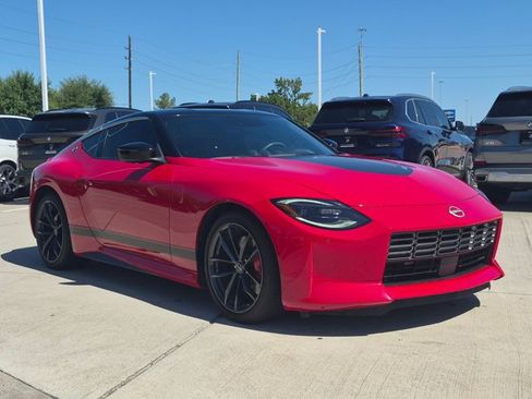 Used 2025 Nissan Z Performance w/ Floor Mat Package RWD image 3