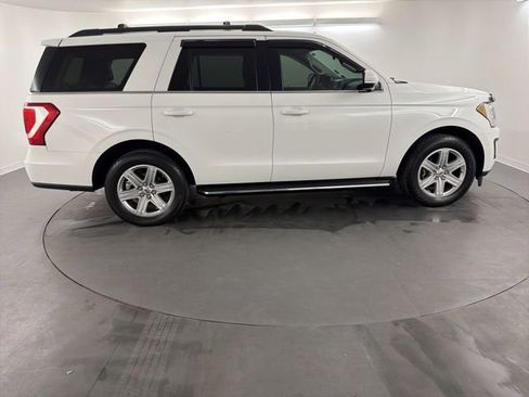 Used 2020 Ford Expedition XLT w/ Equipment Group 202A image 9