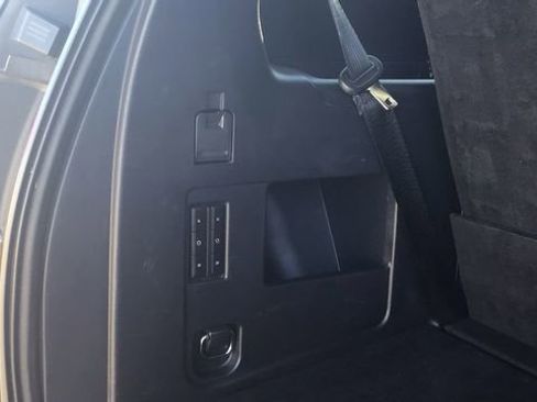 Used 2024 Lincoln Navigator Reserve image 9