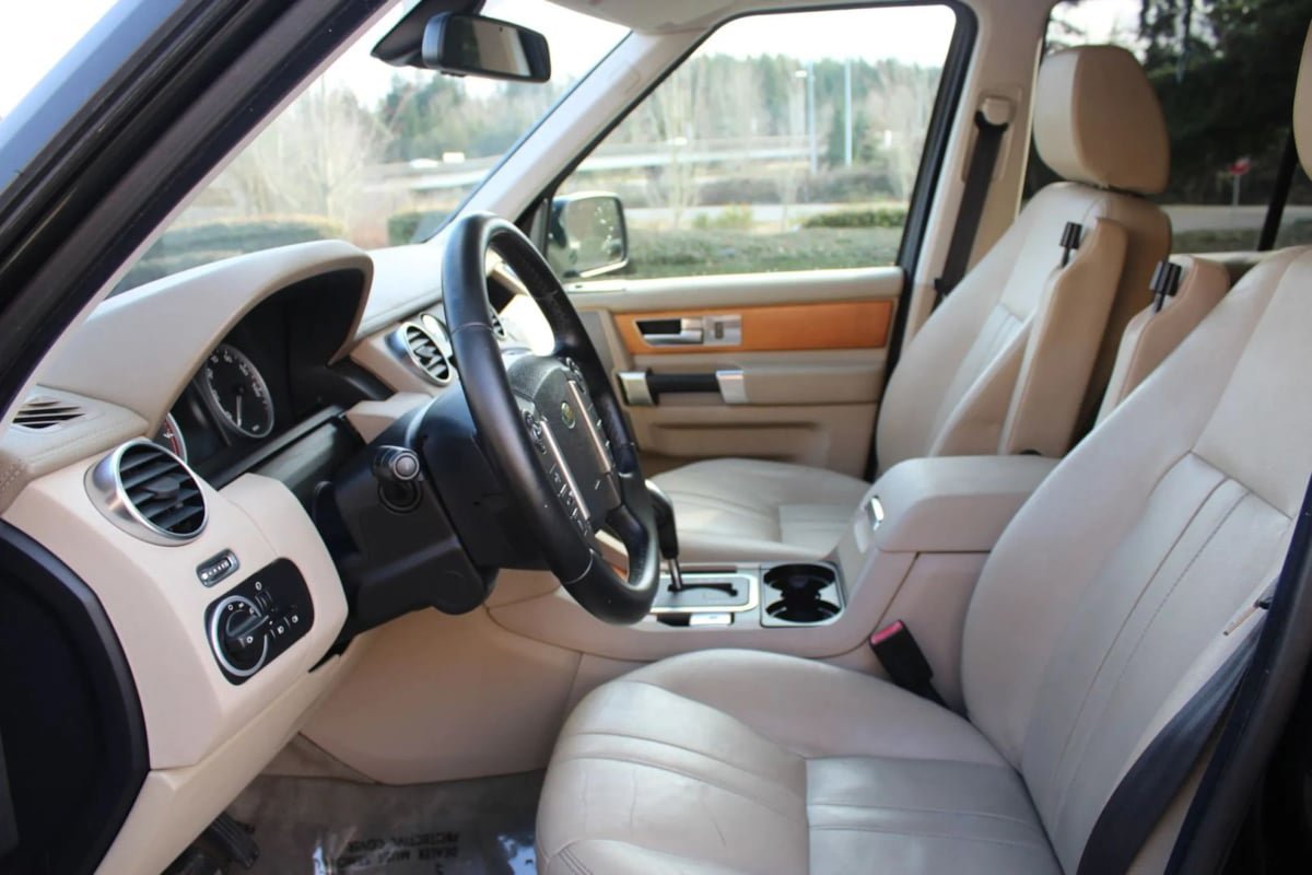 Used 2010 Land Rover LR4 HSE AWD/4WD image 12