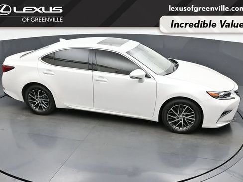 Used 2017 Lexus ES 350 w/ Navigation System Package FWD image 34