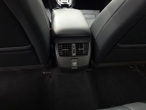 Used 2021 Honda Clarity Touring image 17