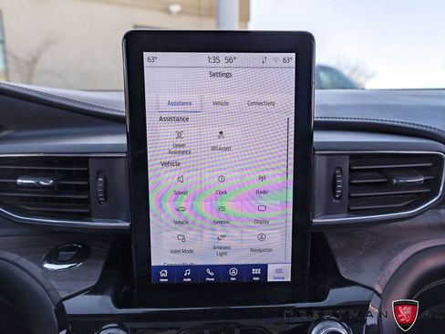 Used 2024 Ford Explorer Platinum w/ Technology Package image 39