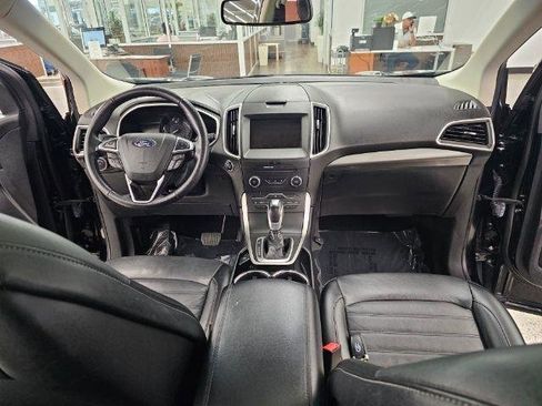 Used 2018 Ford Edge SEL w/ Equipment Group 201A image 9