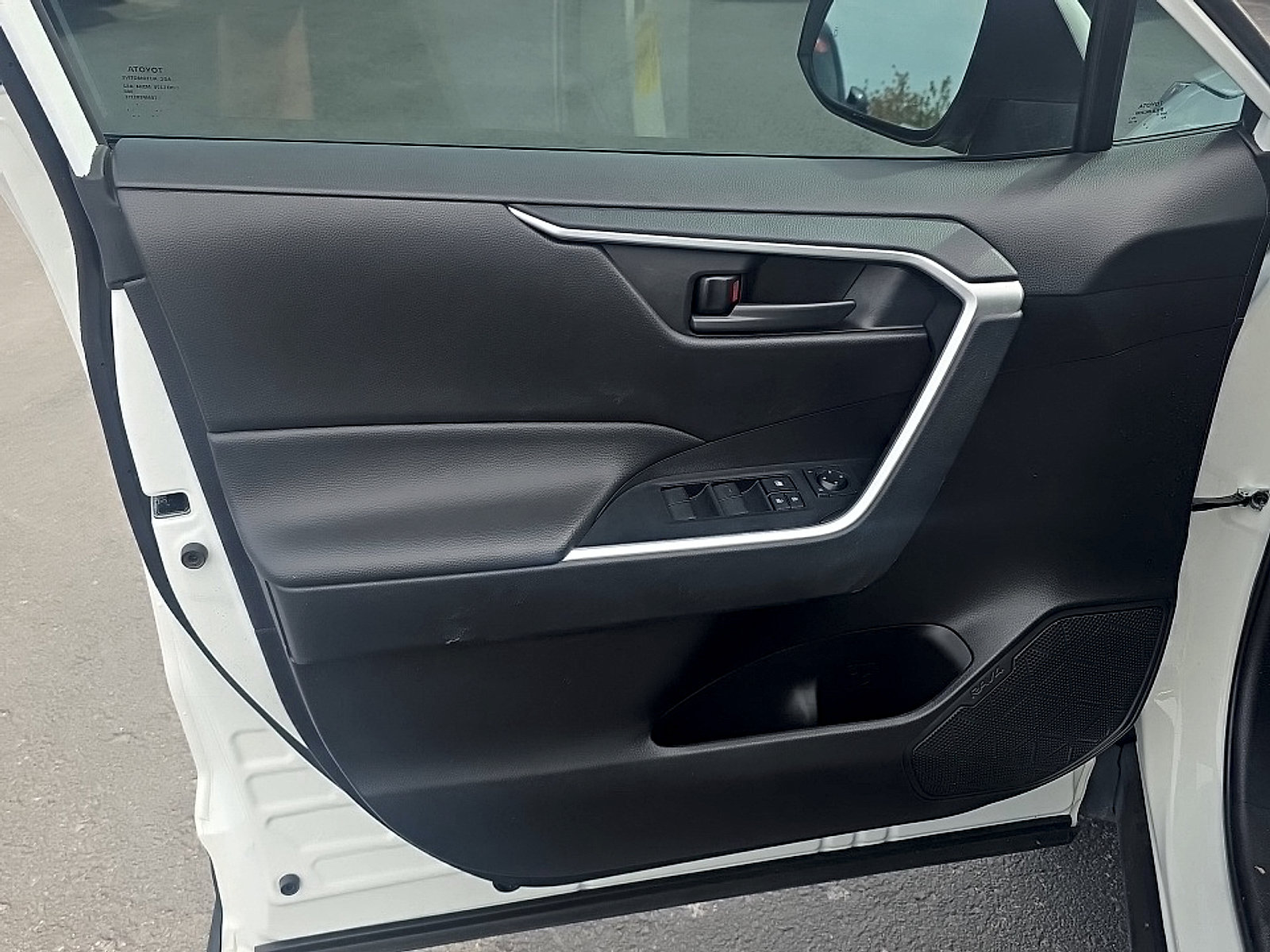 Certified 2024 Toyota RAV4 LE AWD/4WD image 13