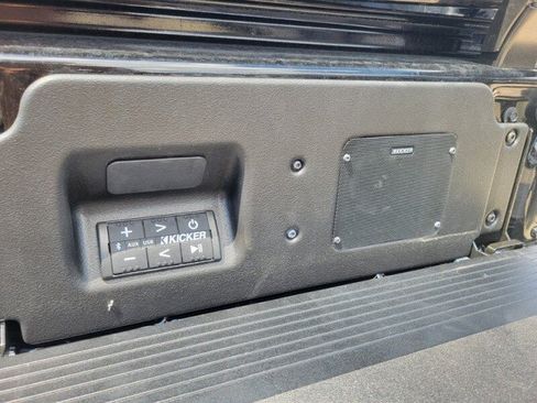 Used 2025 GMC Sierra 1500 Denali Ultimate AWD/4WD image 9