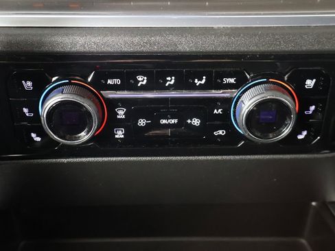 Used 2023 Chevrolet Silverado 1500 High Country w/ LPO, Dark Essentials Package AWD/4WD image 54